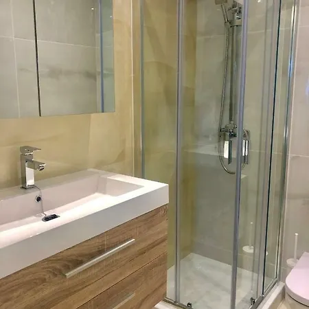 Aguazul Deluxe *