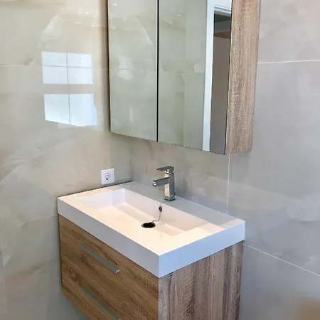 Aguazul Deluxe Apartment *