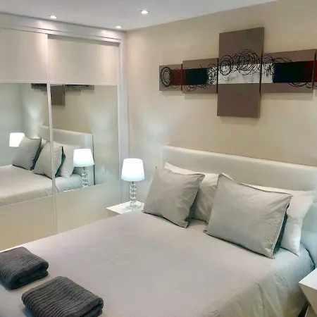 Aguazul Deluxe Apartment